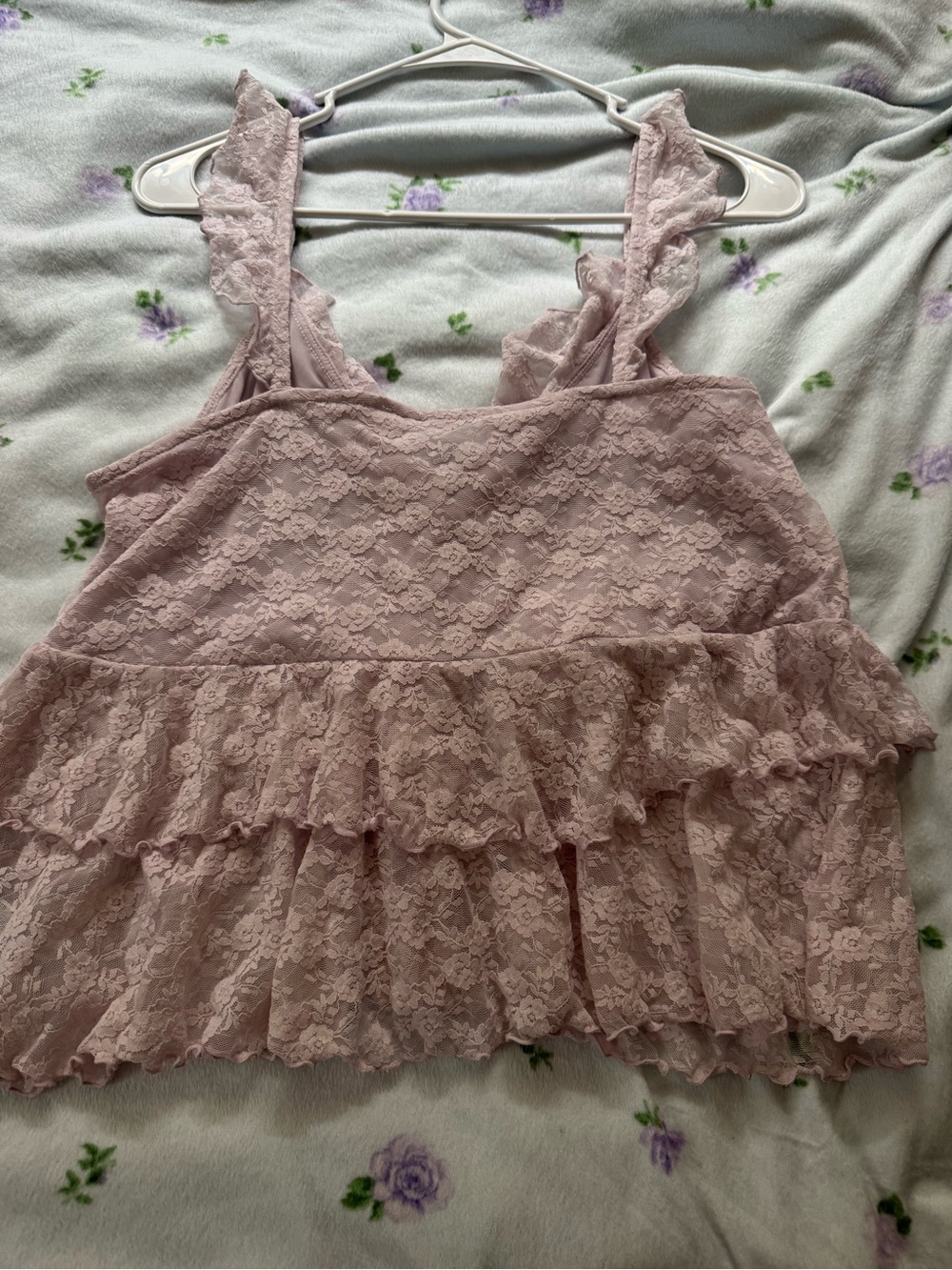 Lavender Lace Ruffled Tank Top - Picture 3 of 4